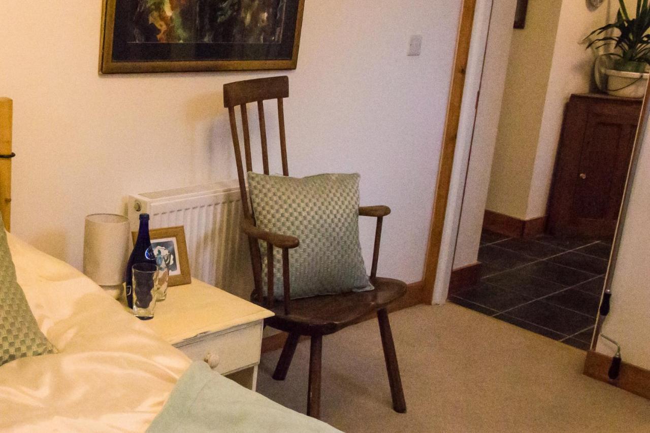 James John Hamilton House And Backpacker Hostel Fishguard Εξωτερικό φωτογραφία