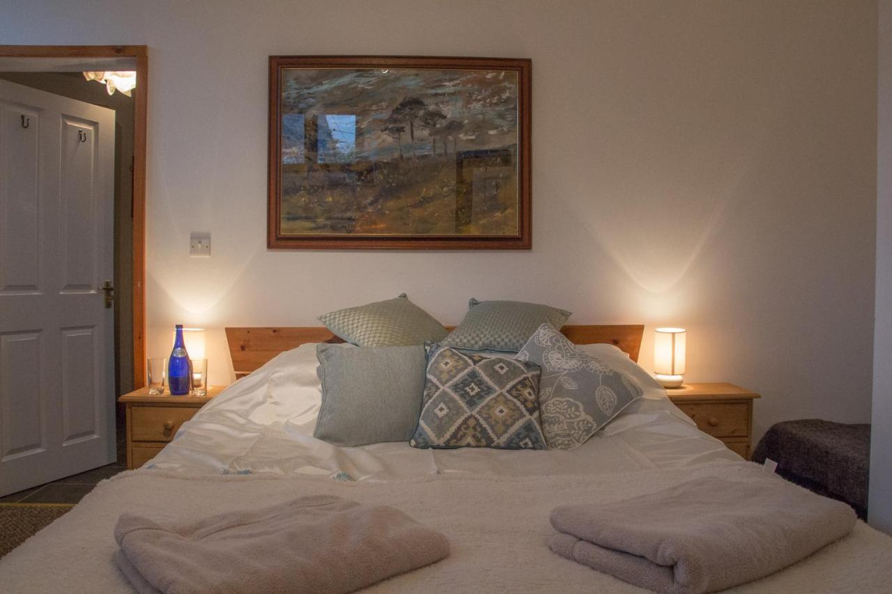 James John Hamilton House And Backpacker Hostel Fishguard Εξωτερικό φωτογραφία