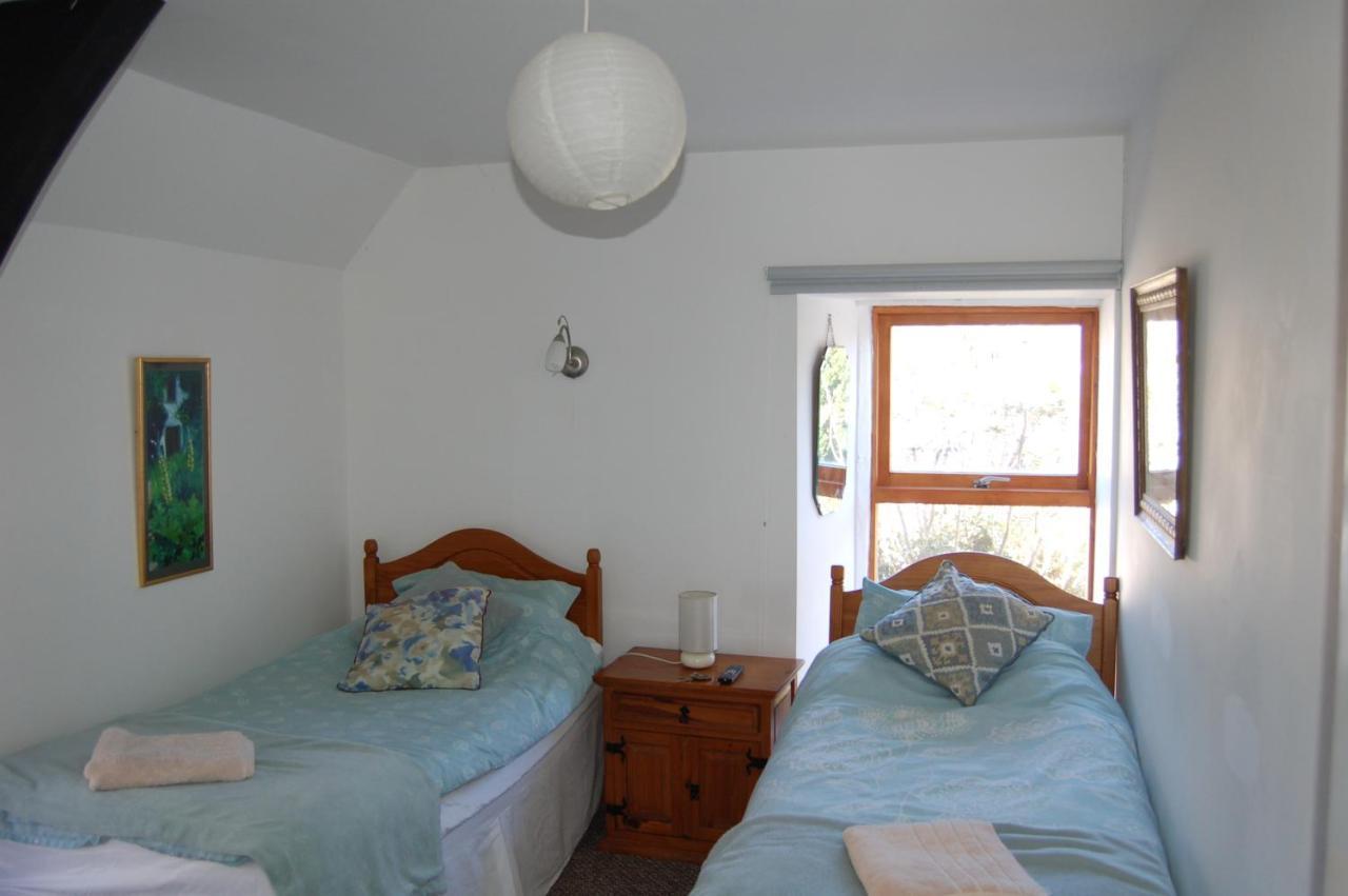James John Hamilton House And Backpacker Hostel Fishguard Εξωτερικό φωτογραφία